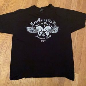 Don’t Tread On Me black t-shirt. Size XL.